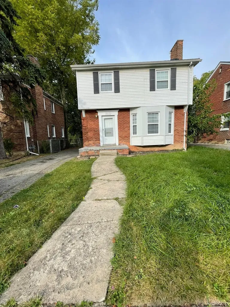 9375 Penrod Street Detroit City MI 48228