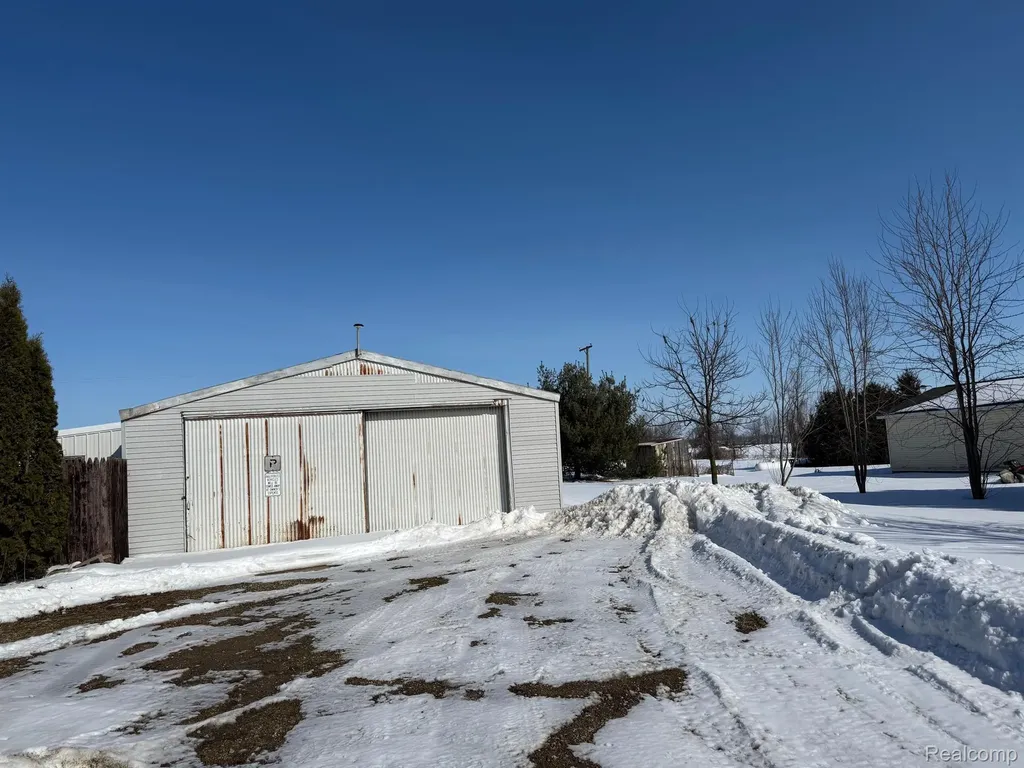 7595 Brooks Road Burnside Township MI 48416