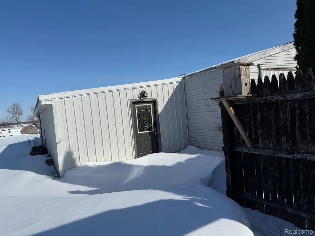 7595 Brooks Road Burnside Township MI 48416
