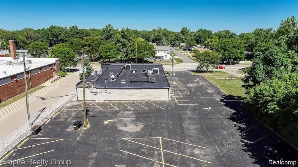 25621 Ecorse Road Taylor City MI 48180