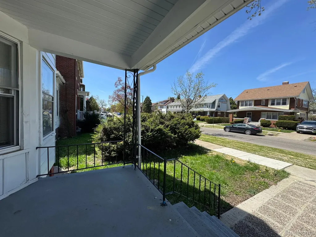 879 Webb Street Detroit City MI 48202