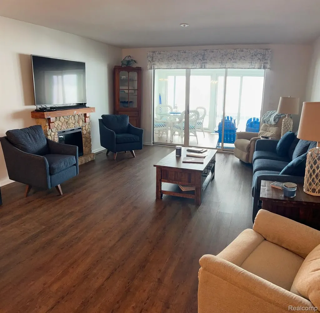 9616 S Channel Drive Clay Township MI 48028