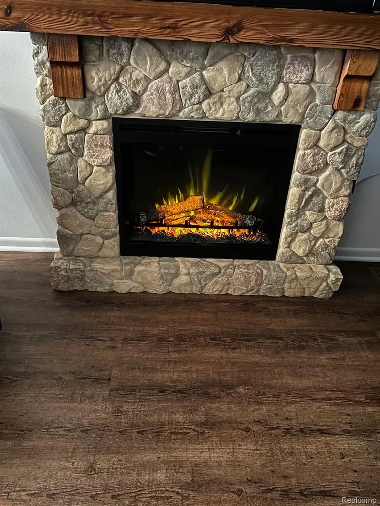 9616 S Channel Drive Clay Township MI 48028