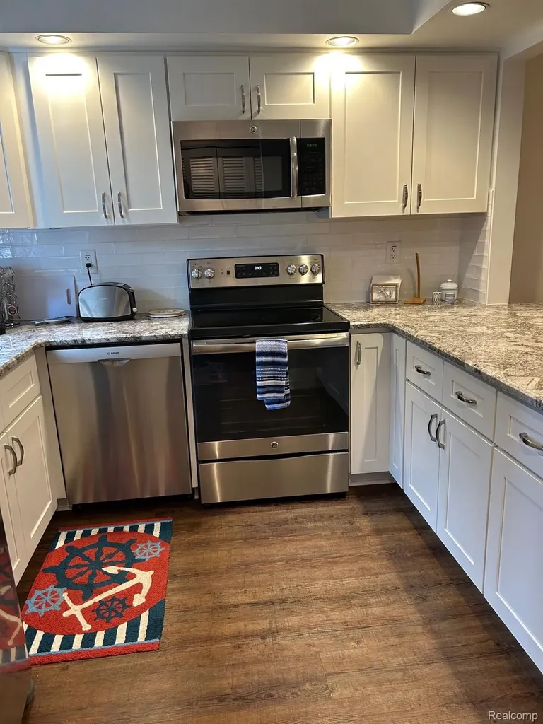 9616 S Channel Drive Clay Township MI 48028