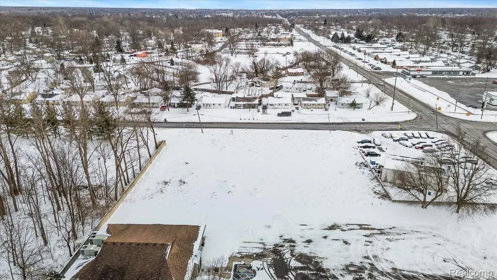 32730 Palmer Road Westland City MI 48186