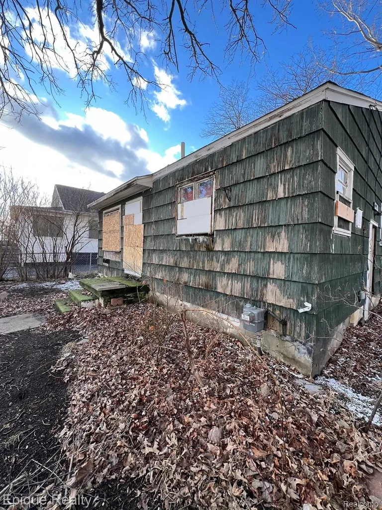 3402 Brandon Street Flint City MI 48503