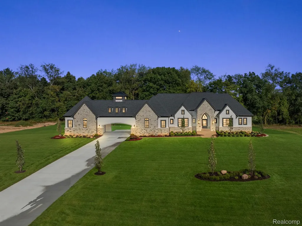 70501 Renata Court Bruce Township MI 48065