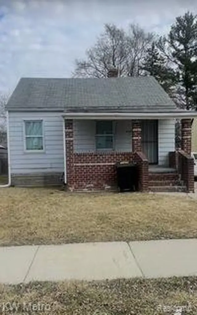 6390 Faust Avenue Detroit City MI 48228