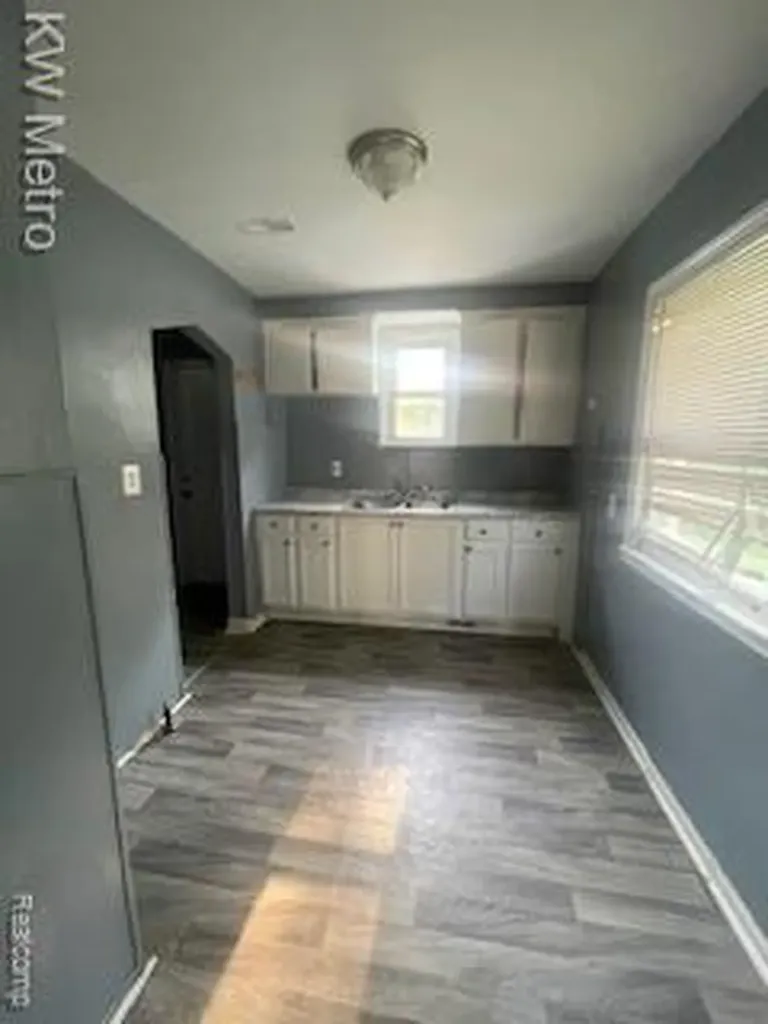 6390 Faust Avenue Detroit City MI 48228