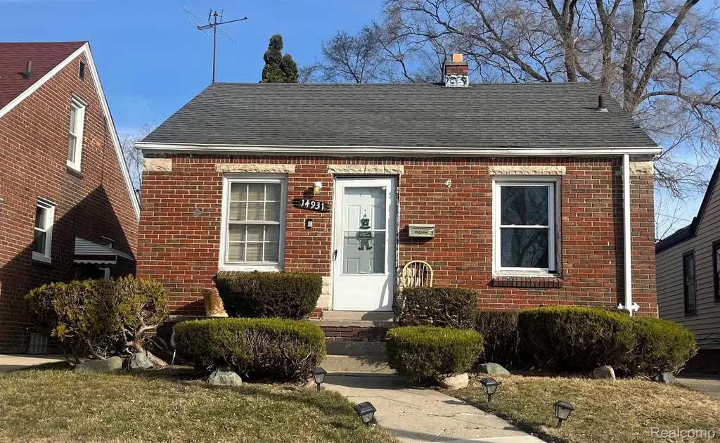 14931 Flanders Street Detroit City MI 48205