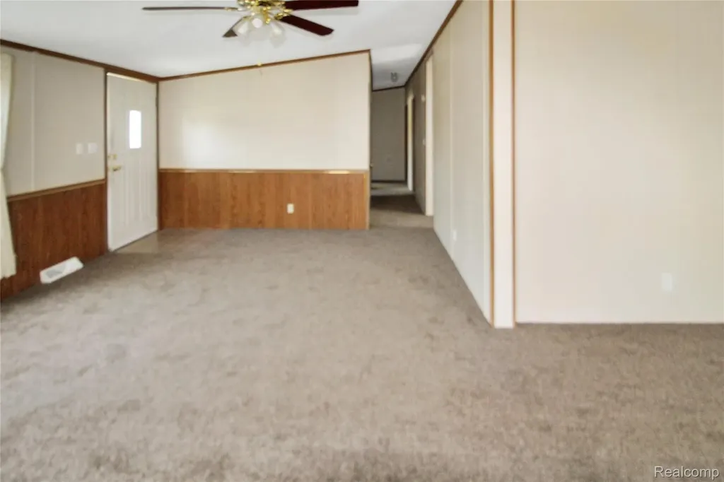 7063 Sargent Street Romulus City MI 48174