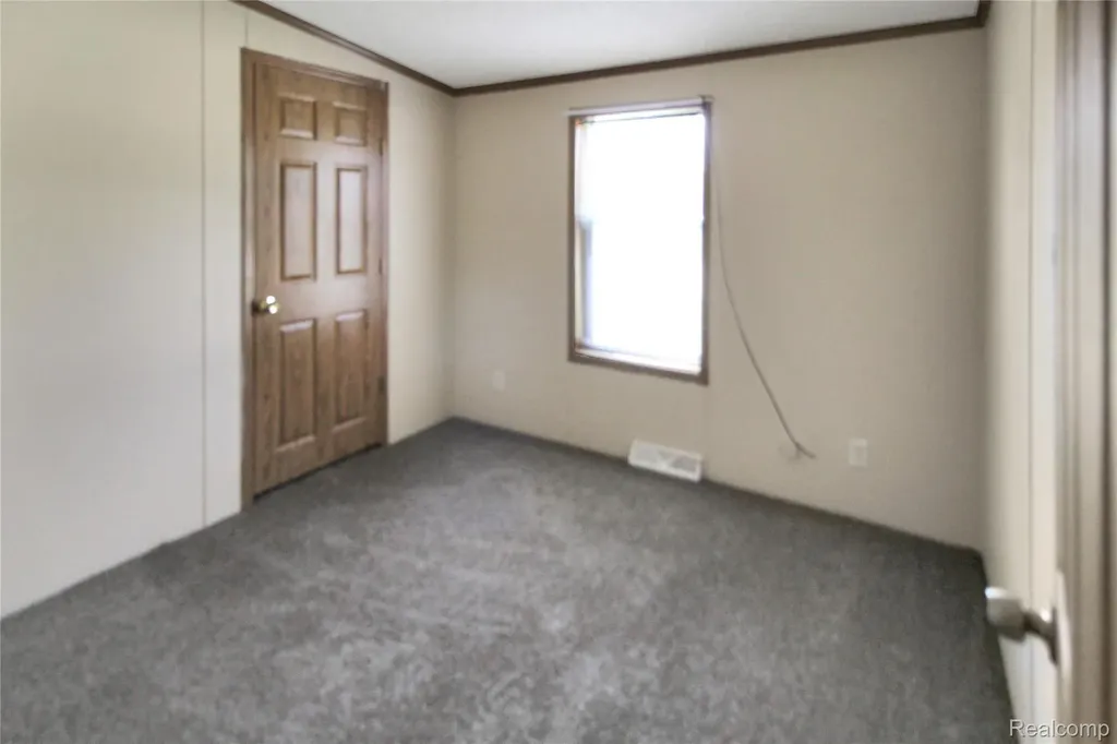 7063 Sargent Street Romulus City MI 48174