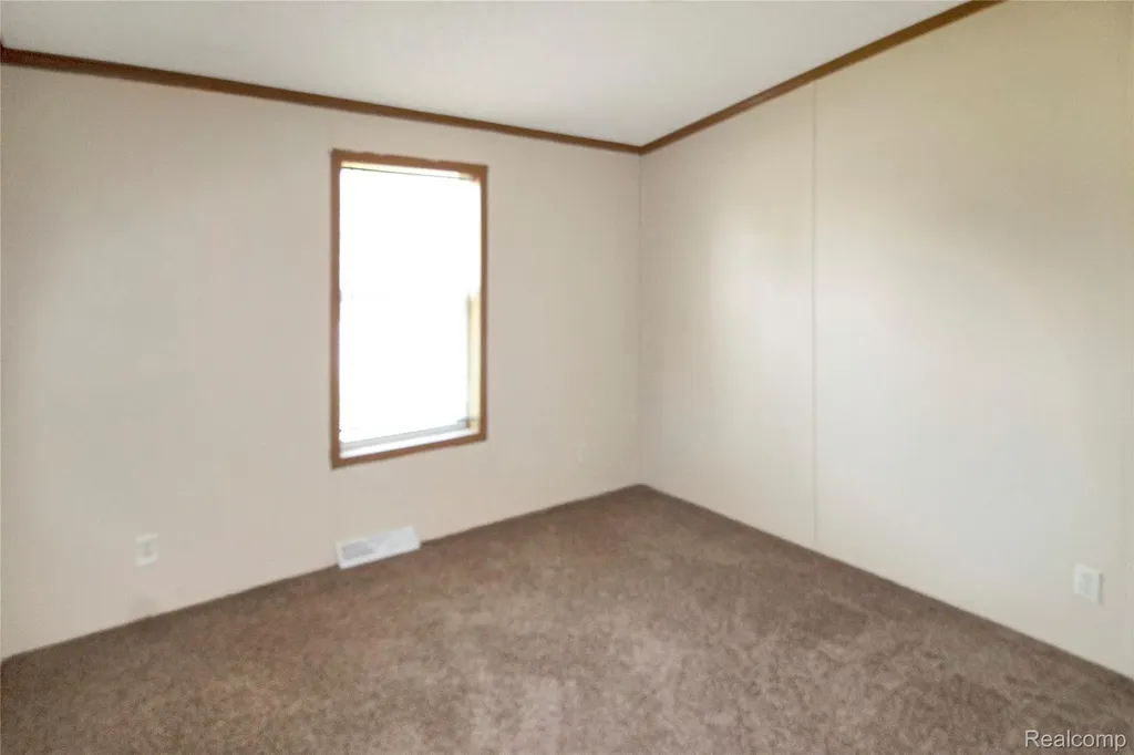 7063 Sargent Street Romulus City MI 48174