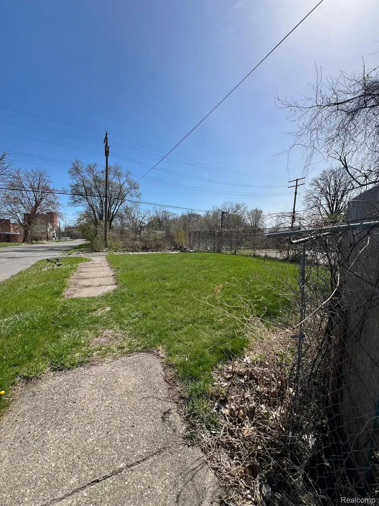 3674 Mount Elliott Street Detroit City MI 48207