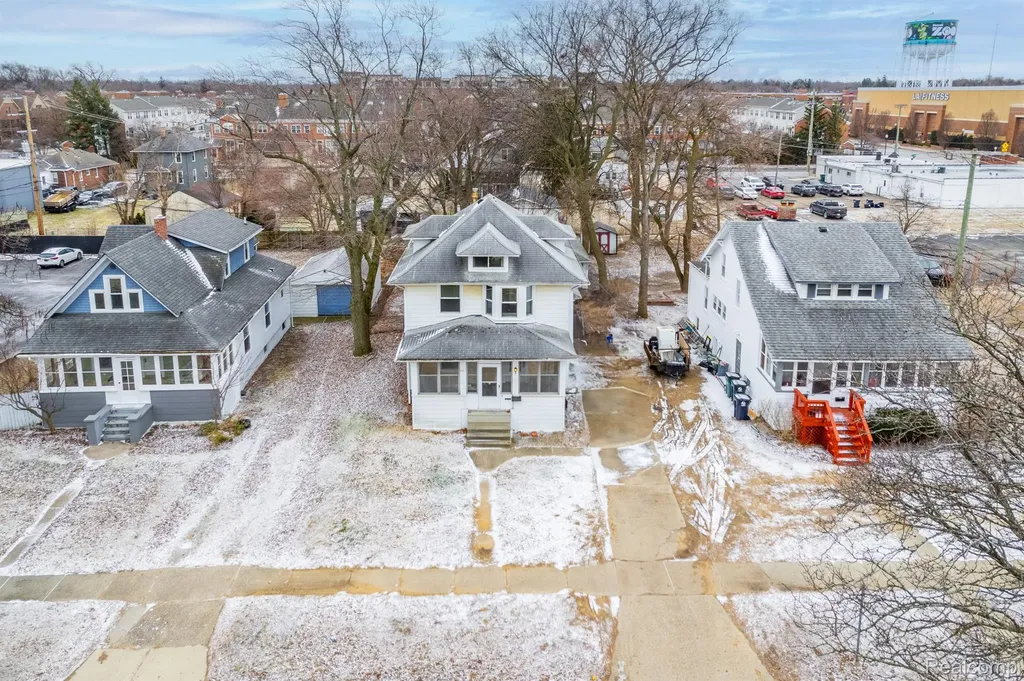 207 W Parent Avenue Royal Oak City MI 48067