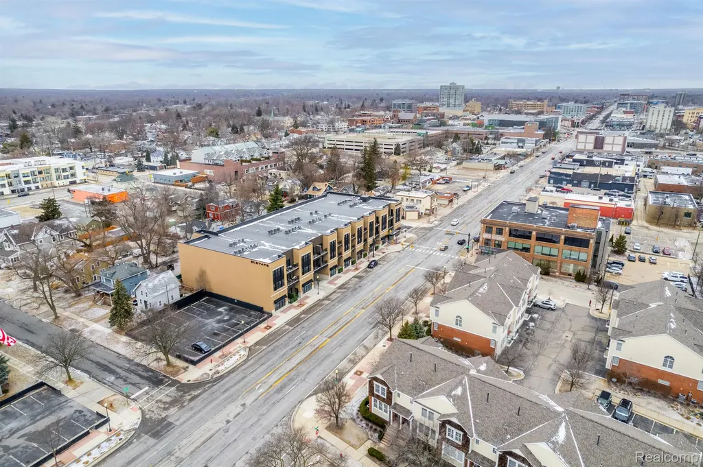 207 W Parent Avenue Royal Oak City MI 48067