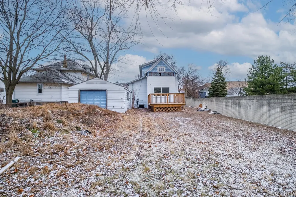 201 W Parent Avenue Royal Oak City MI 48067