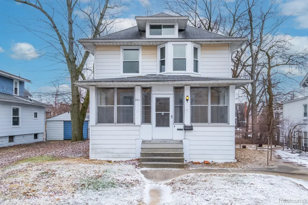 127 W Parent Avenue Royal Oak City MI 48067
