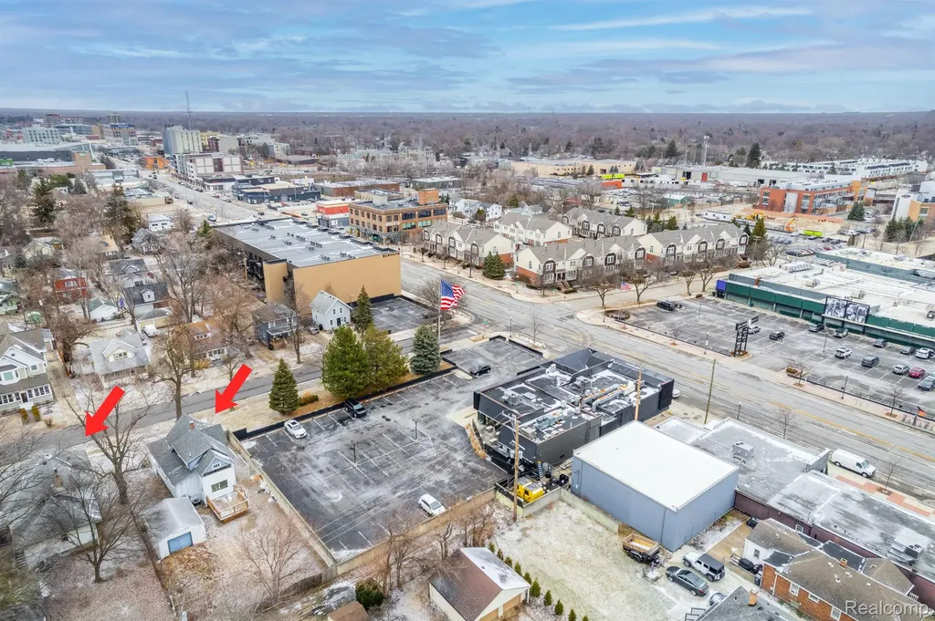 127 W Parent Avenue Royal Oak City MI 48067