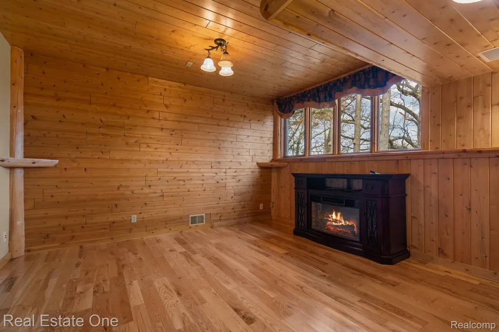 Oceola Township MI 48855