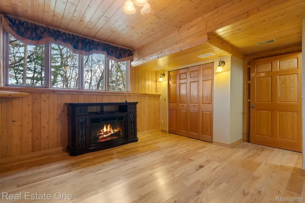 Oceola Township MI 48855
