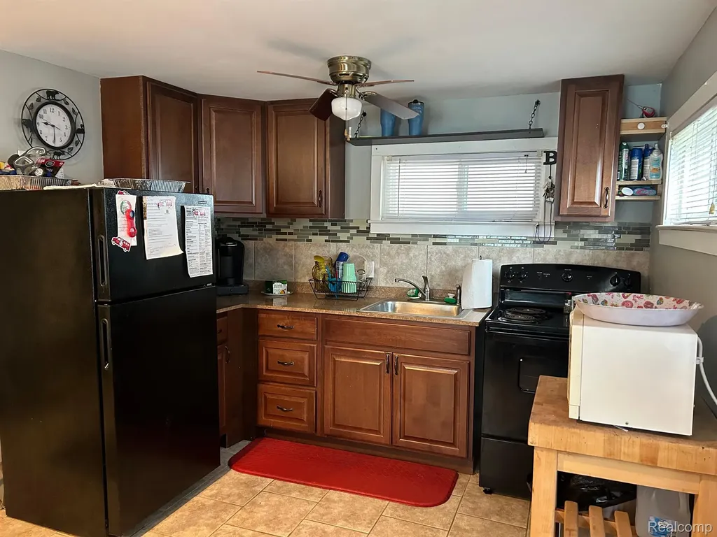 1249 N Crooked Lake Drive Garfield Township MI 48632