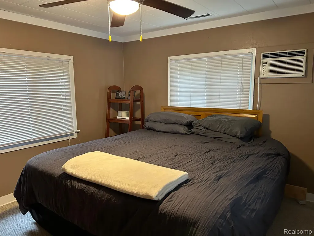 1249 N Crooked Lake Drive Garfield Township MI 48632