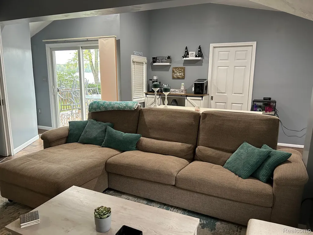 1249 N Crooked Lake Drive Garfield Township MI 48632
