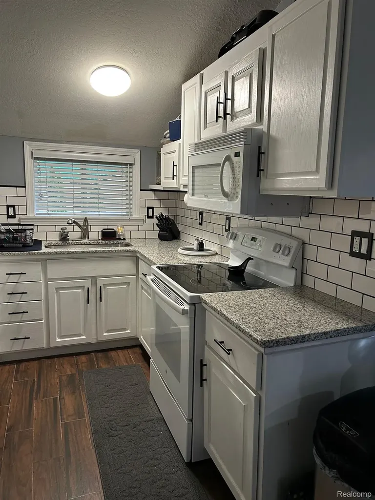 1249 N Crooked Lake Drive Garfield Township MI 48632