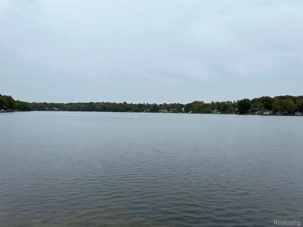 1249 N Crooked Lake Drive Garfield Township MI 48632