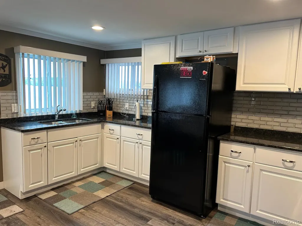 1249 N Crooked Lake Drive Garfield Township MI 48632