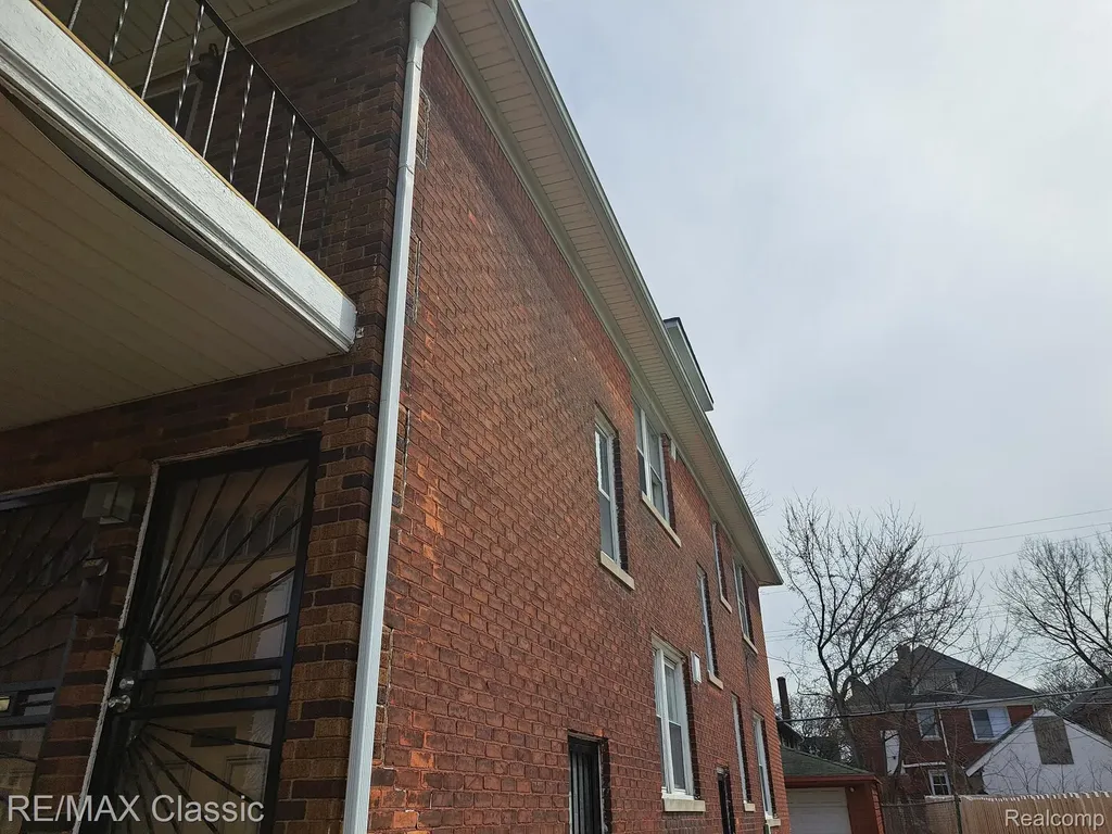 2979 Tuxedo Street Detroit City MI 48206