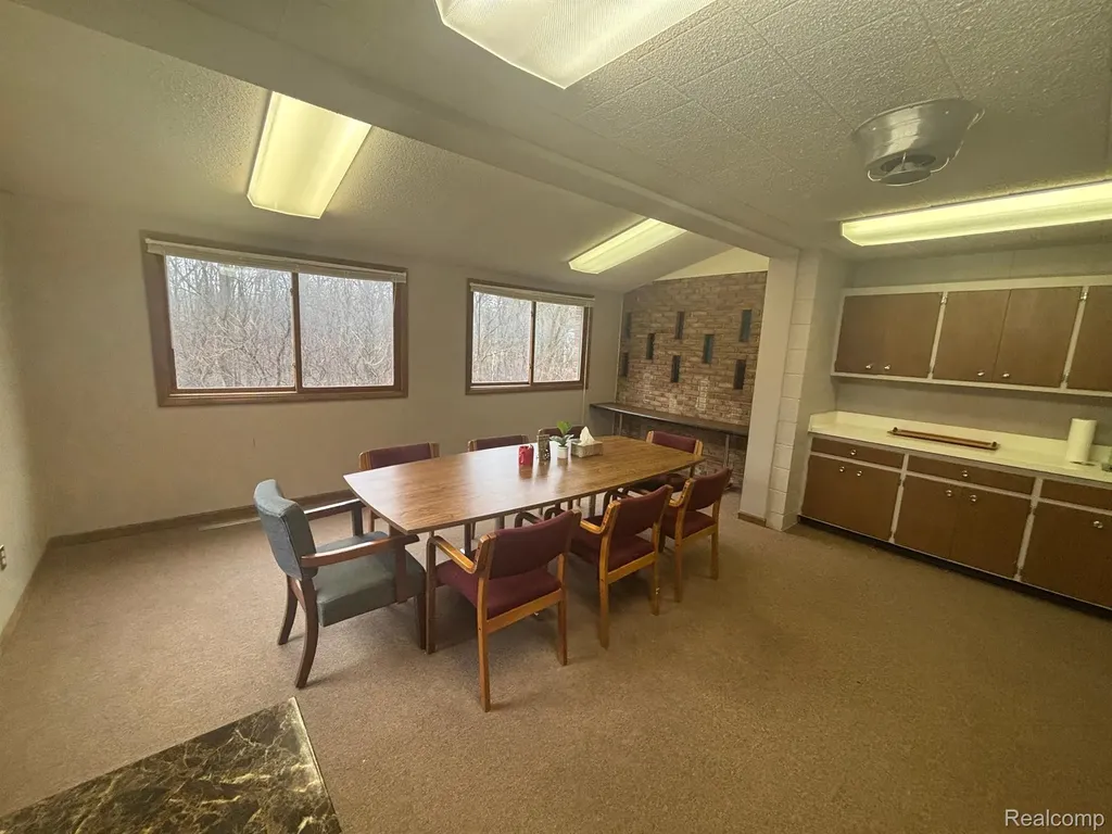 961 E Maple Street Holly Township MI 48442