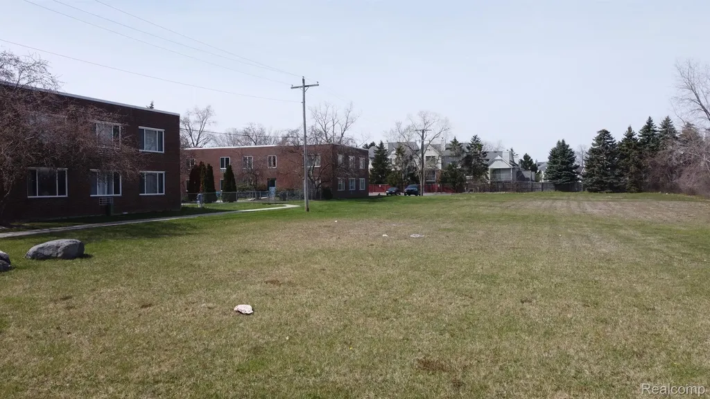 31227 Dequindre Road Madison Heights City MI 48071