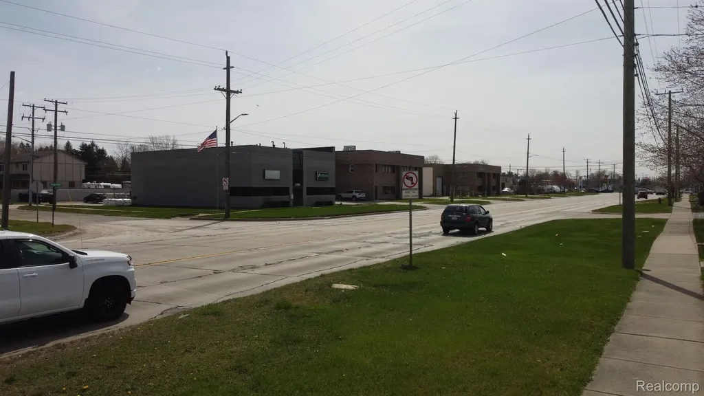 31227 Dequindre Road Madison Heights City MI 48071