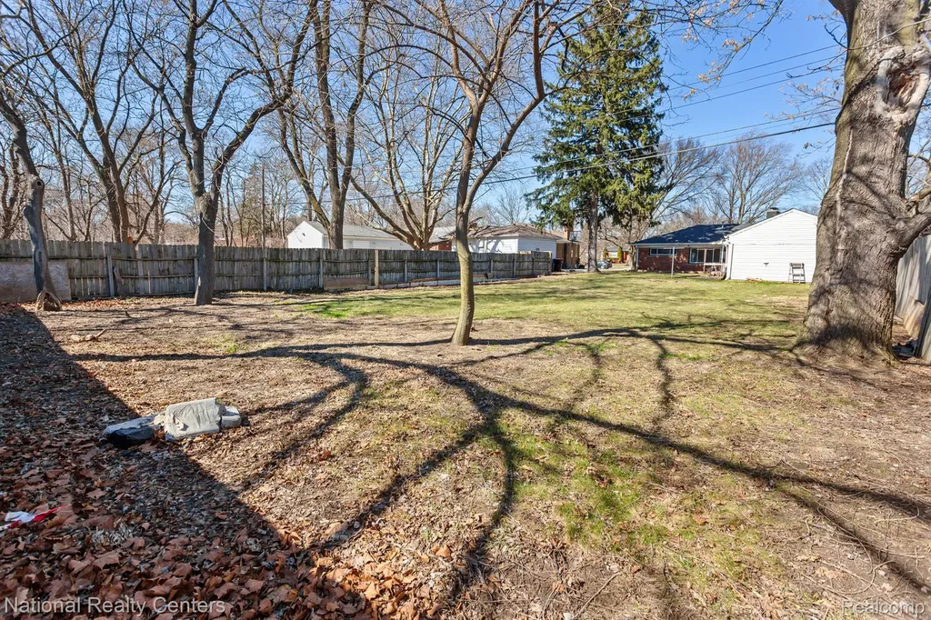 18155 Westhaven Avenue Southfield City MI 48075