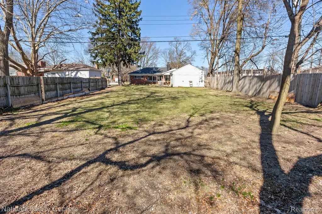 18155 Westhaven Avenue Southfield City MI 48075