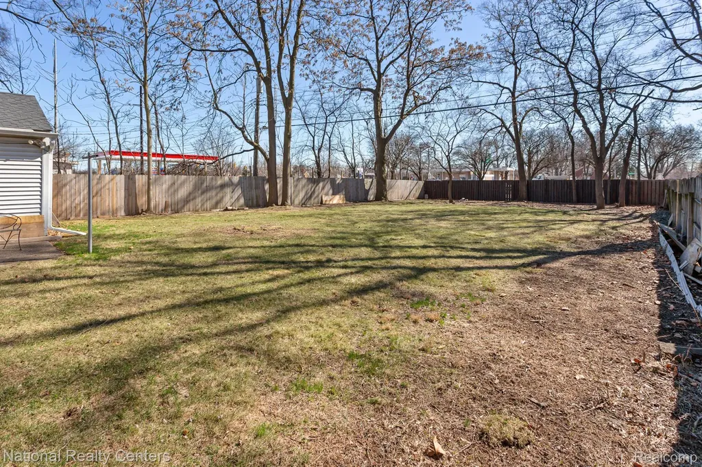 18155 Westhaven Avenue Southfield City MI 48075