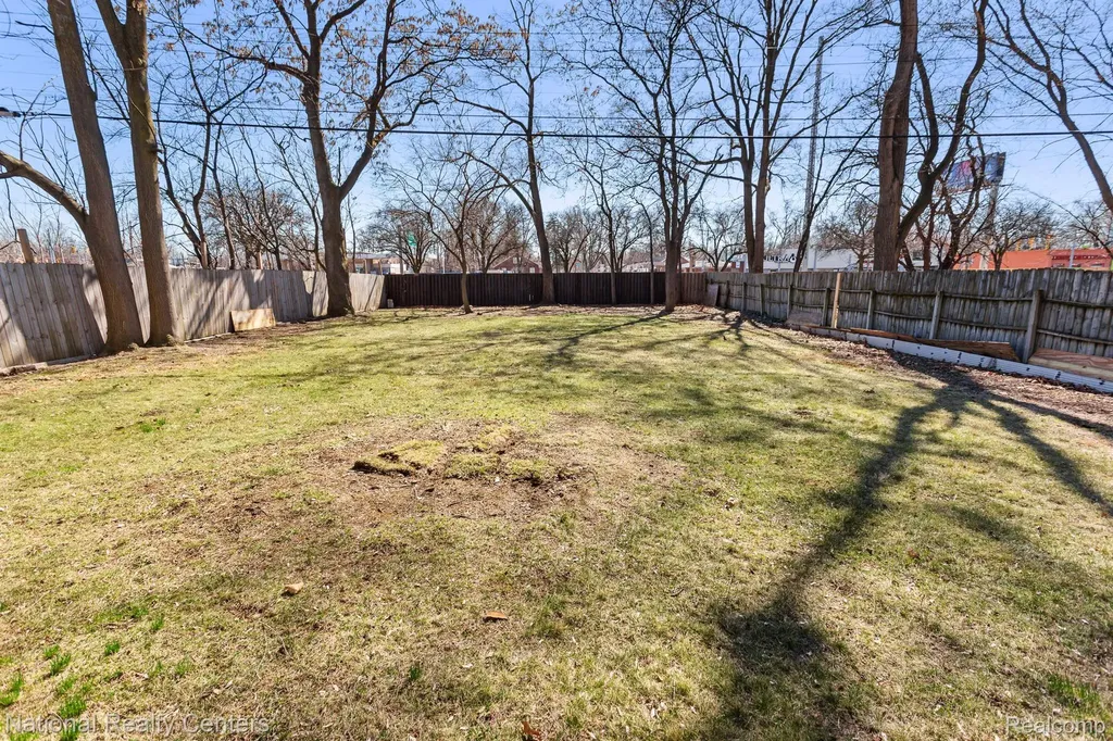 18155 Westhaven Avenue Southfield City MI 48075