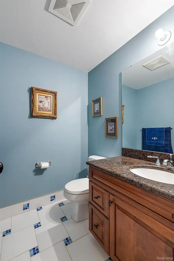 10399 Lakeshore Drive E Goodrich Village MI 48438