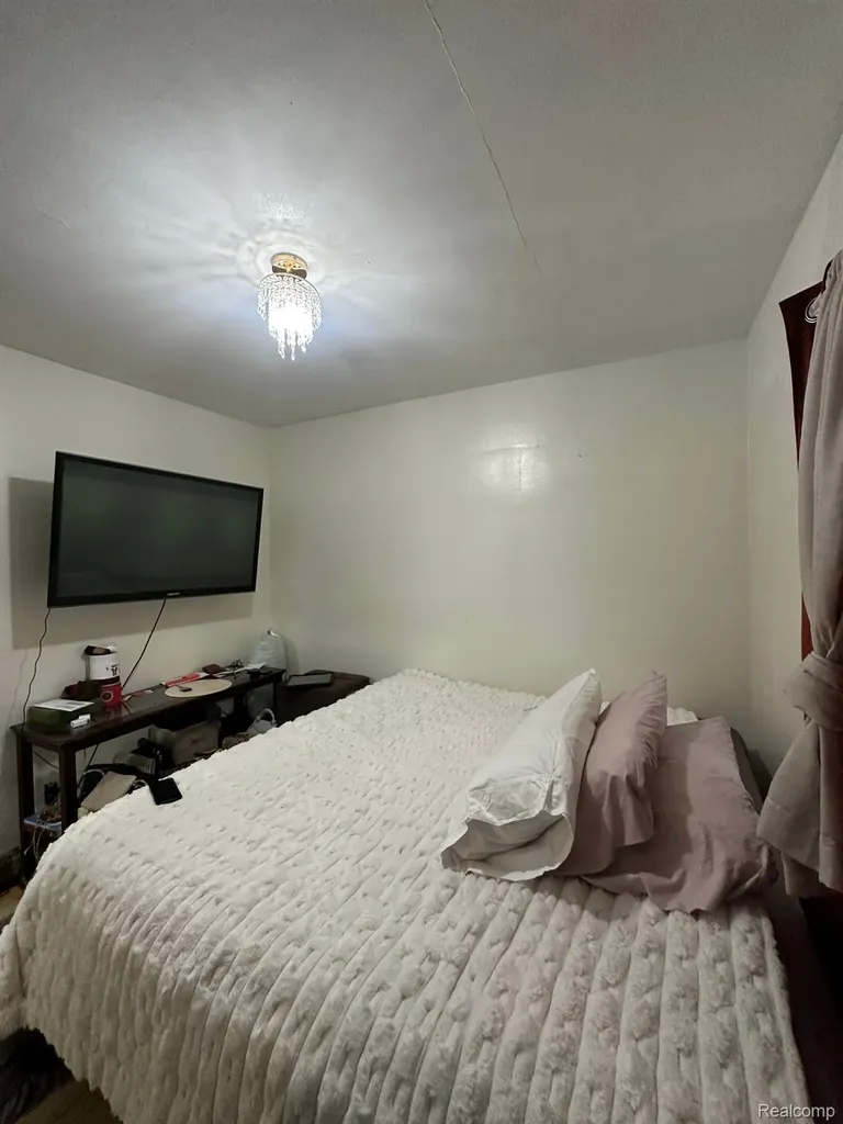 315 Beechwood Street River Rouge City MI 48218