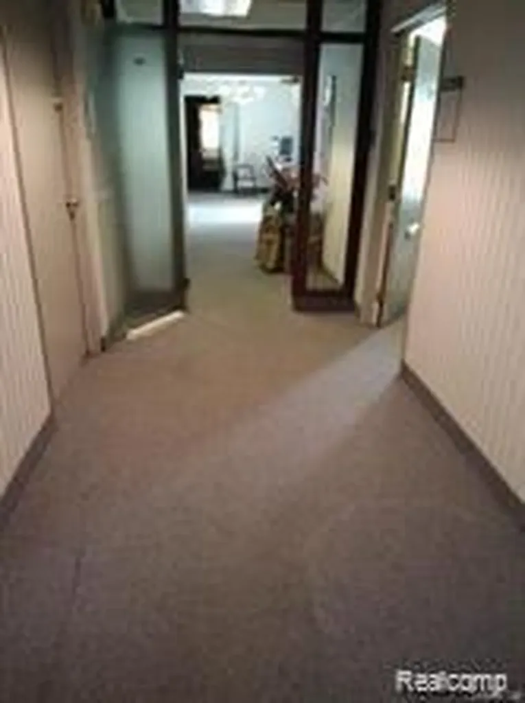 25755 Southfield Road Southfield City MI 48075