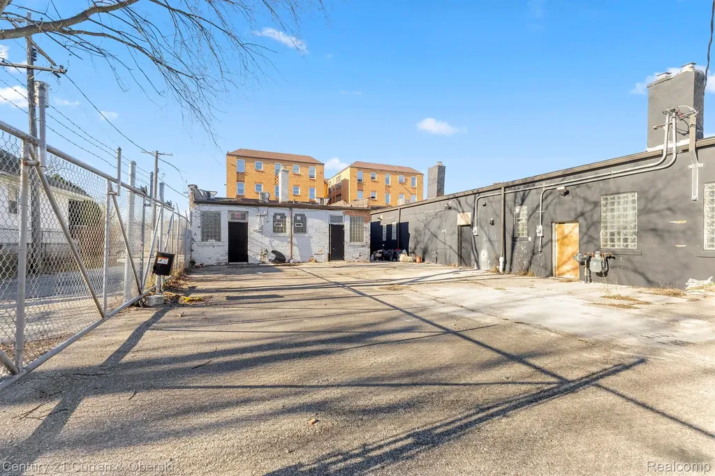 3325 Puritan Street Detroit City MI 48238