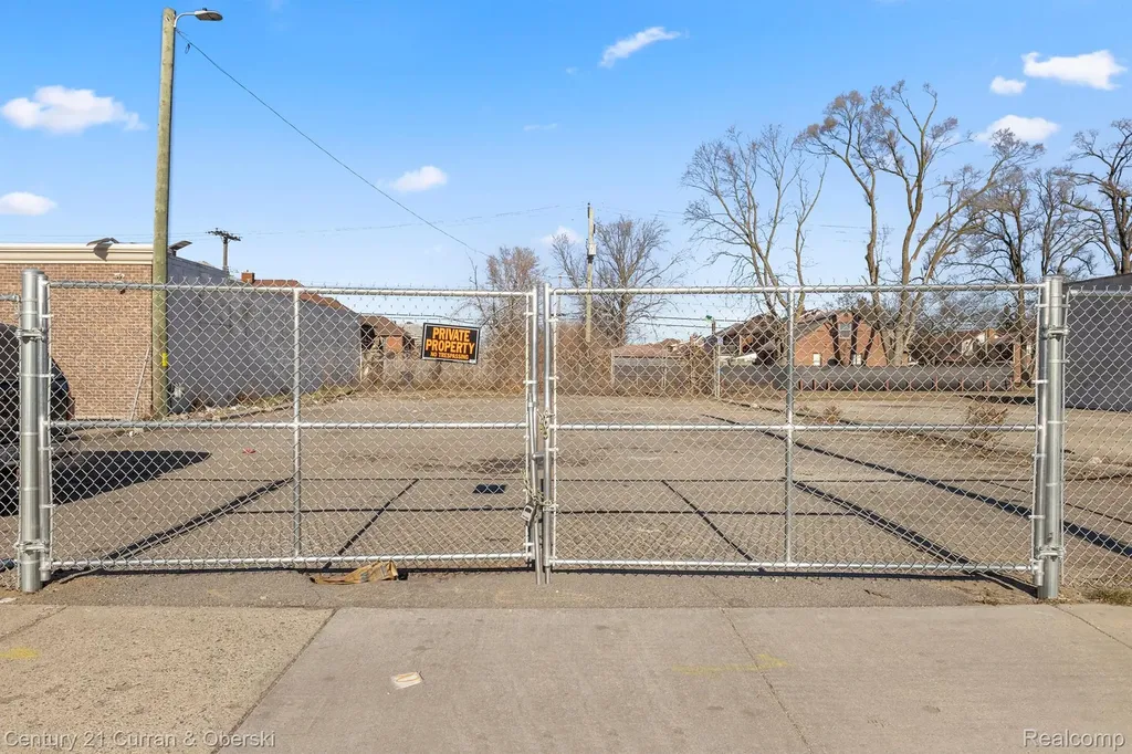 3325 Puritan Street Detroit City MI 48238
