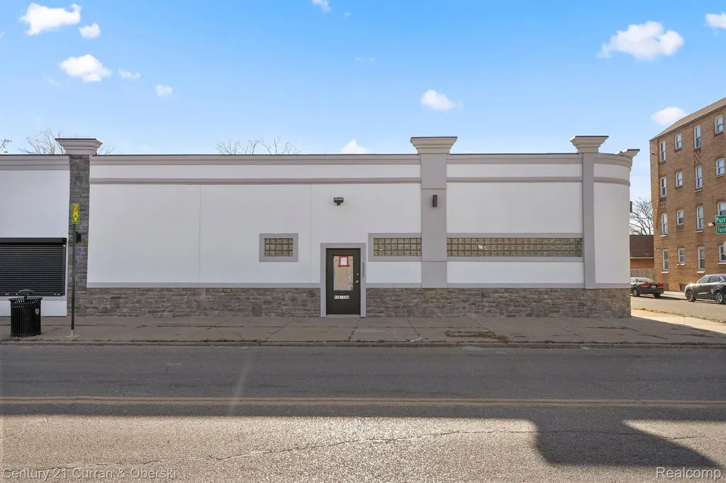 3325 Puritan Street Detroit City MI 48238