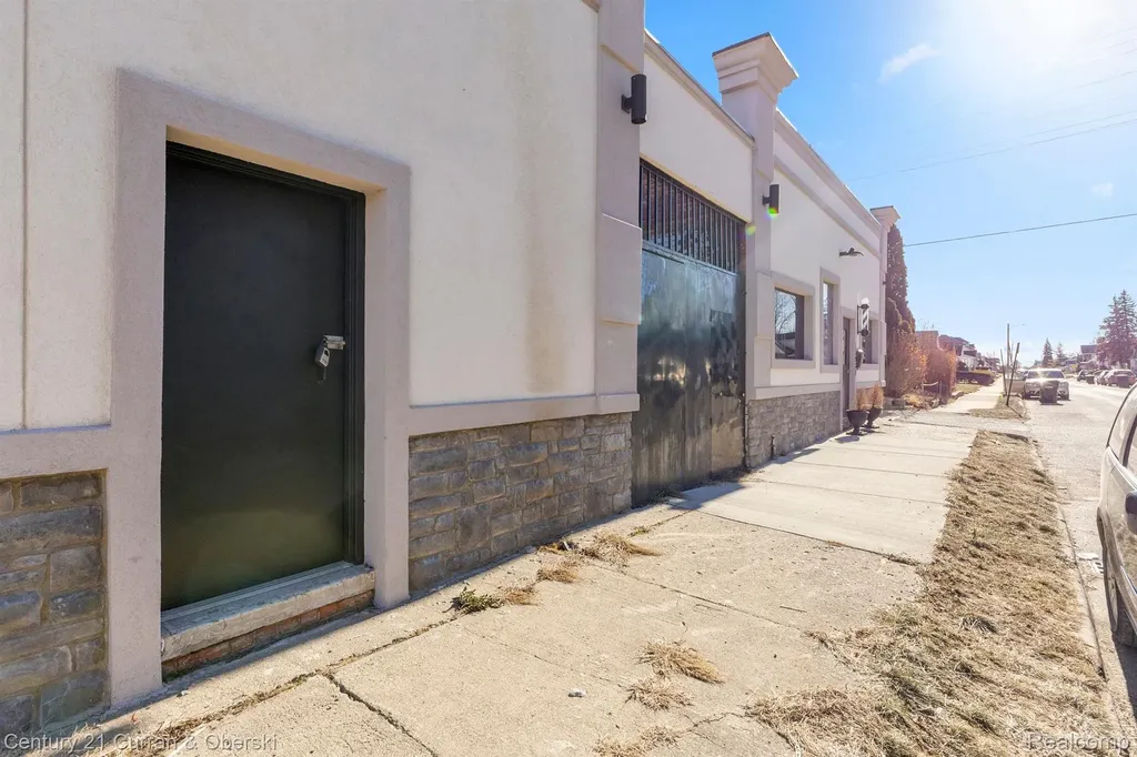 3325 Puritan Street Detroit City MI 48238