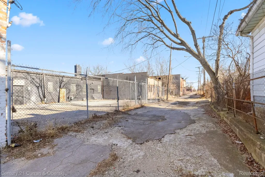 3325 Puritan Street Detroit City MI 48238
