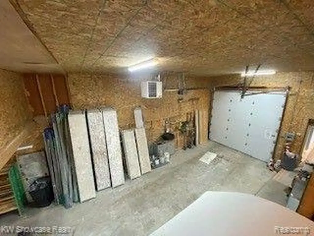 9440 Elizabeth Lake Road White Lake Charter Township MI 48386