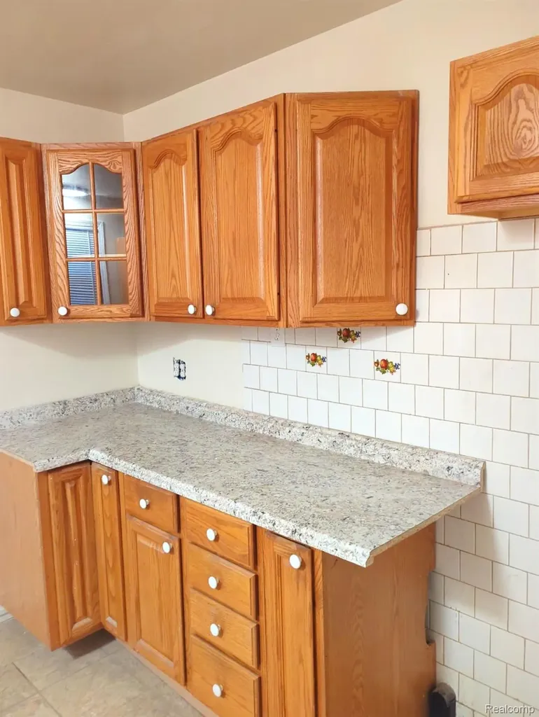 20313 Schoenherr Street Detroit City MI 48205