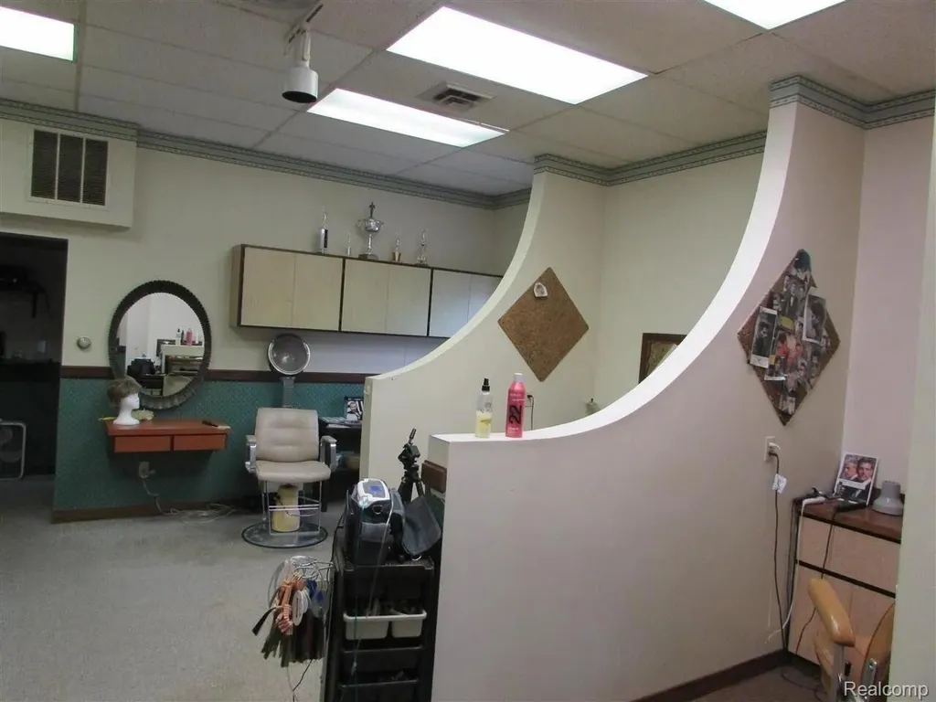 568 W Center Road Hampton Charter Township MI 48732